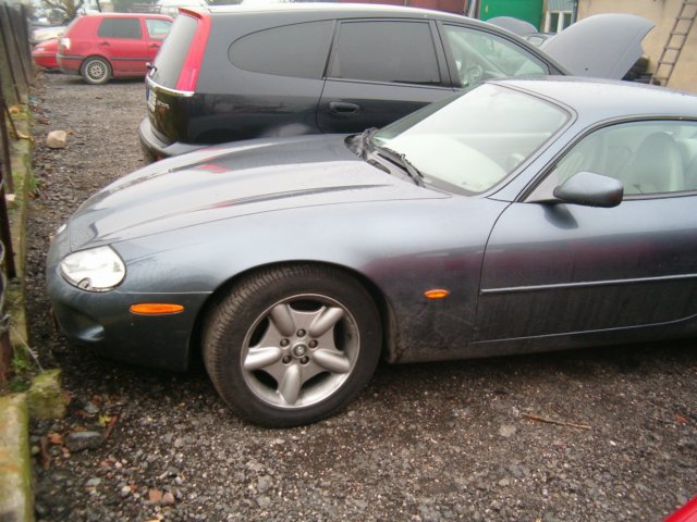 jaguarxk81998sportowycoupe.jpg